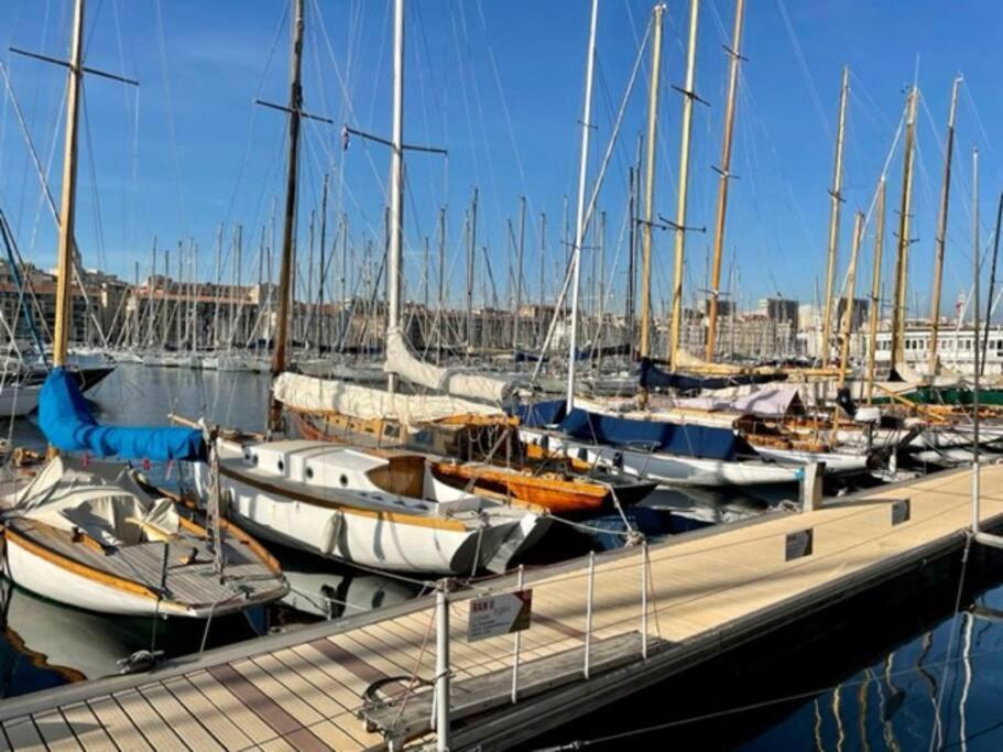 Apartamento La Belle Aventure Au Soleil Du Vieux-Port Marsella Exterior foto